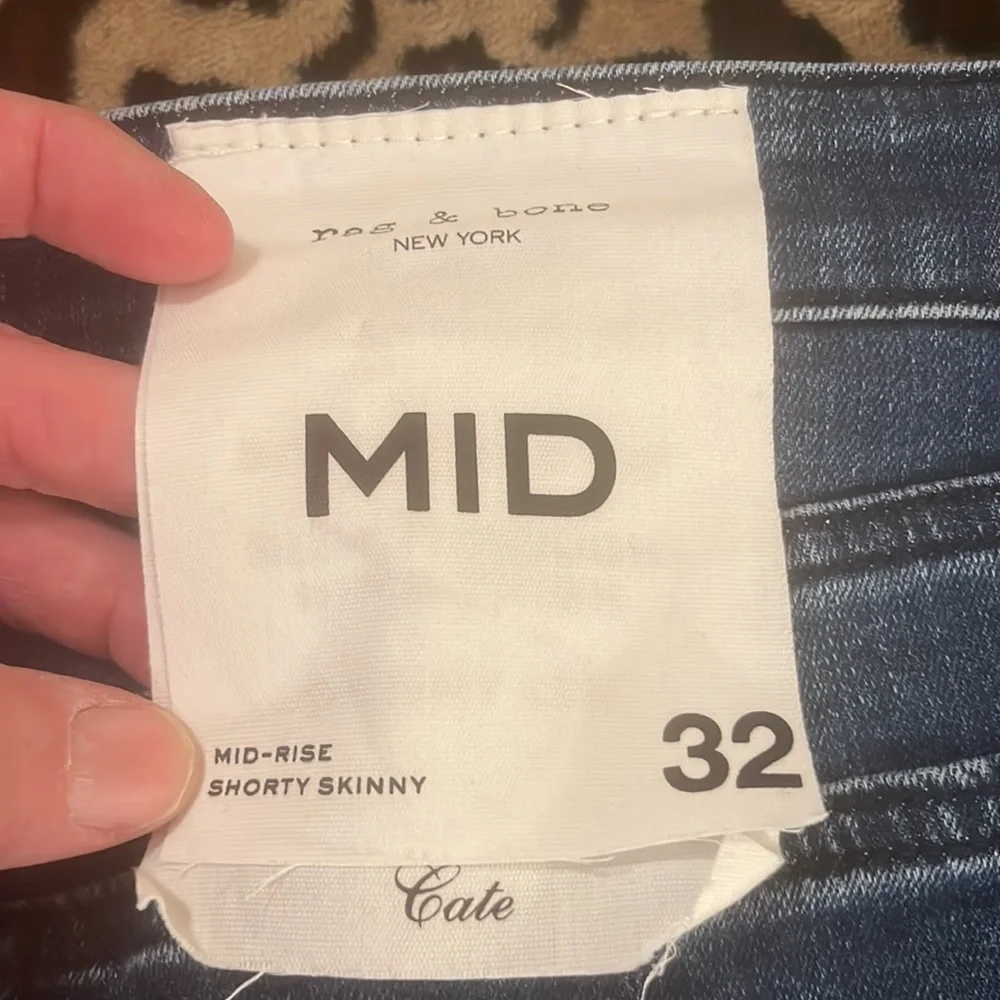 - Rag & Bone Cate Mid Rise Shorty Skinny - Picture 14 of 15